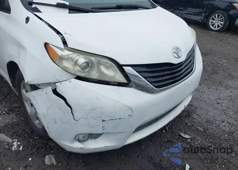 2012 Toyota Sienna Le V6 7 Passenger Auto Access Seat/Le V6 8 Passenger из США, поврежденный, VIN 5TDKK3DC4CS177287